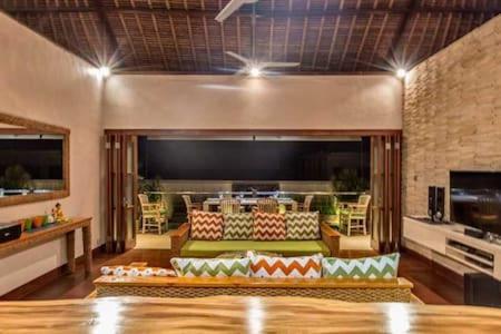 Villa Agung Nusa Lembongan  Luaran gambar