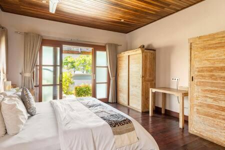 Villa Agung Nusa Lembongan  Luaran gambar